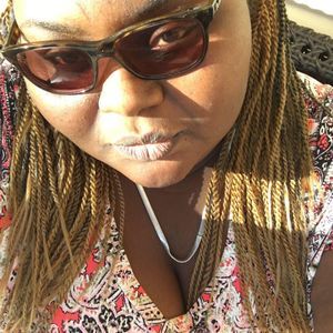 Meet your Posher, Candace